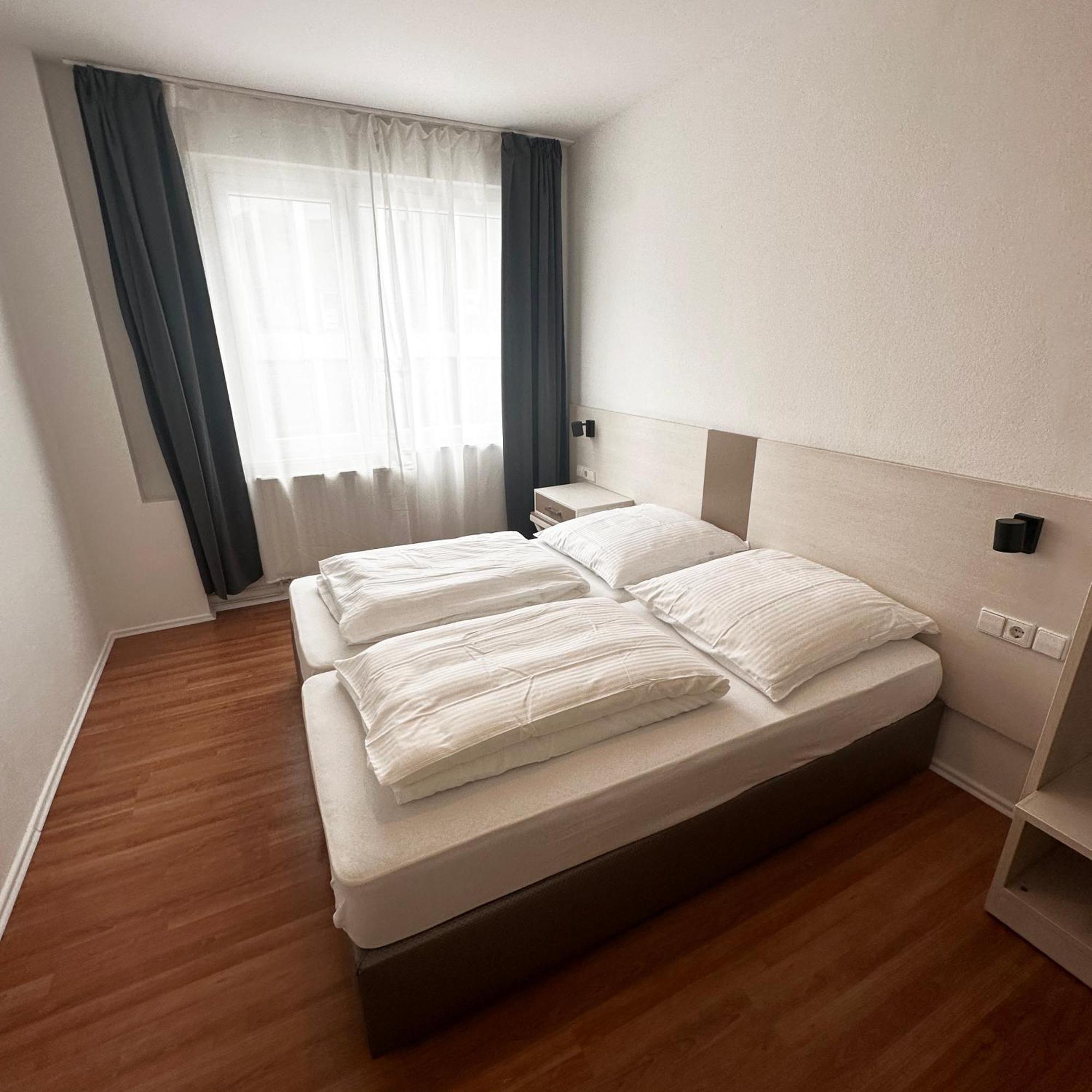 Benztown Hotel Gaestehaus Stuttgart Luaran gambar